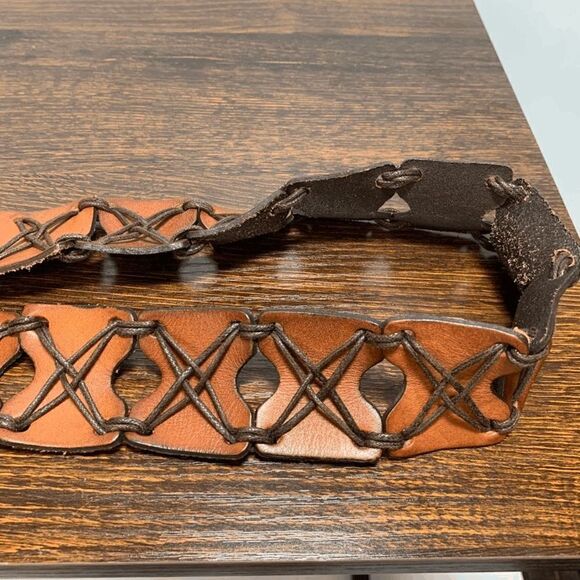 Levi's Women’s Stitched X Link Brown Buckle Belt - Picture 6 of 6